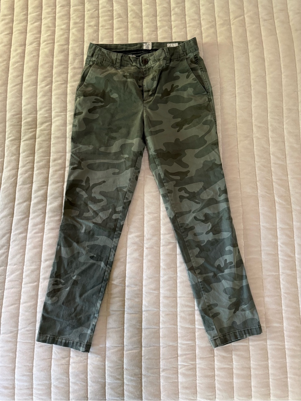 Gap Girlfriend Chino - Green Camouflage